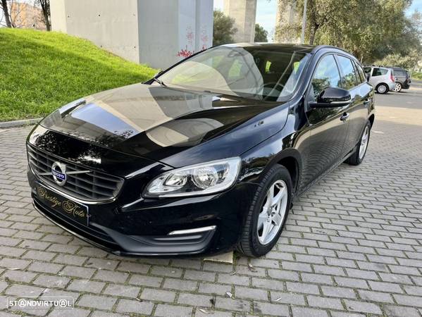 Volvo V60 2.0 D2 Momentum Drive Geartronic - 9