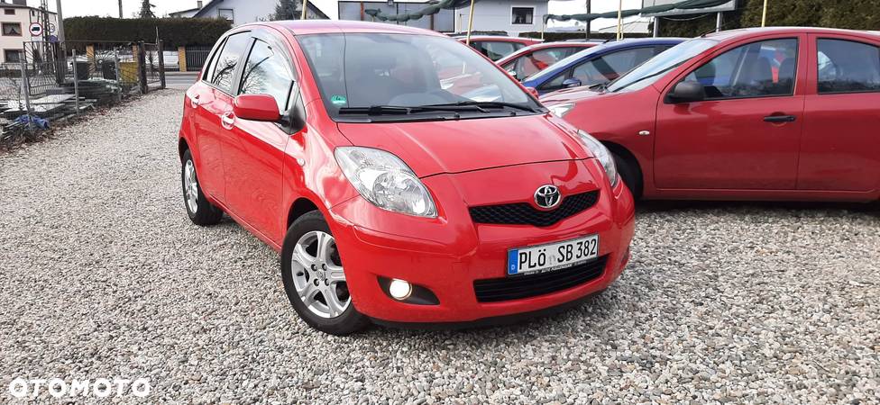 Toyota Yaris 1.33 Prestige - 1