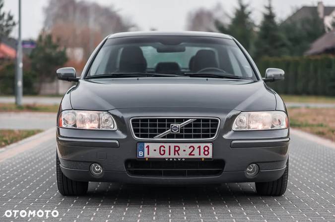 Volvo S60 2.4D Kinetic - 25