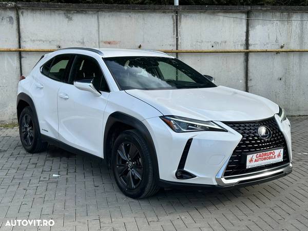 Lexus UX 250h 2.0L HEV 20H- (178 HP) 4X4 CVT Executive - 2