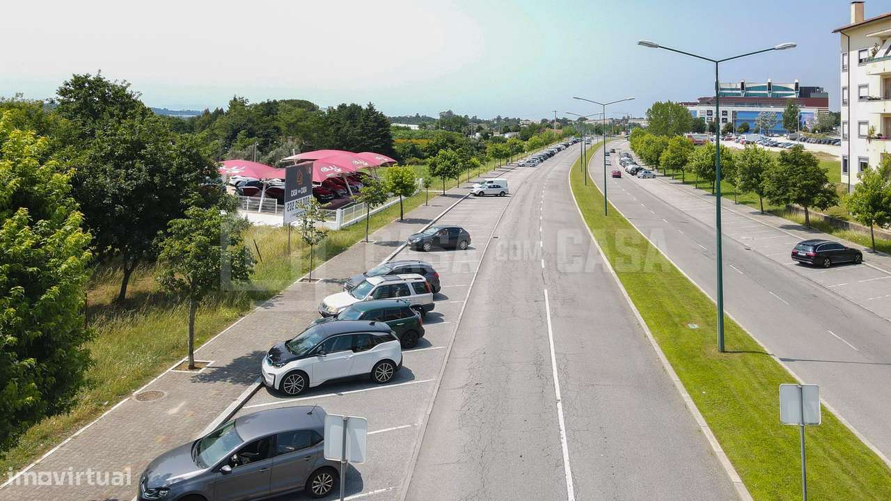 Terreno junto ao Palácio do Gelo - Grande imagem: 4/12