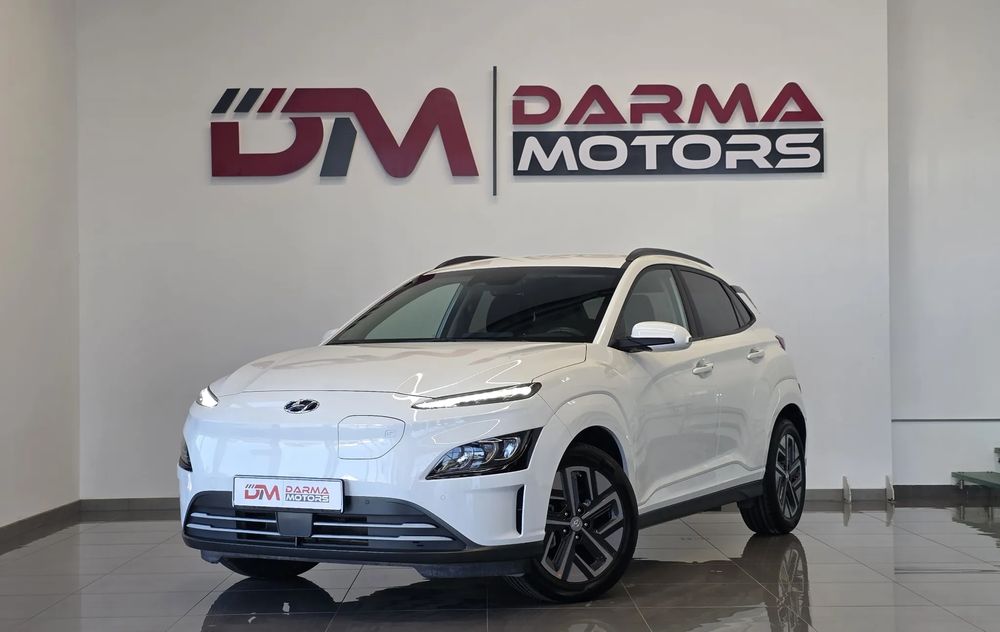 Hyundai Kona Select 2023