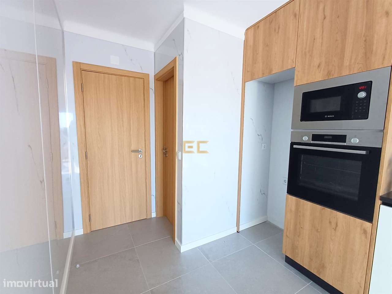 Apartamento T2 de Prestígio com Vista Mar!-7