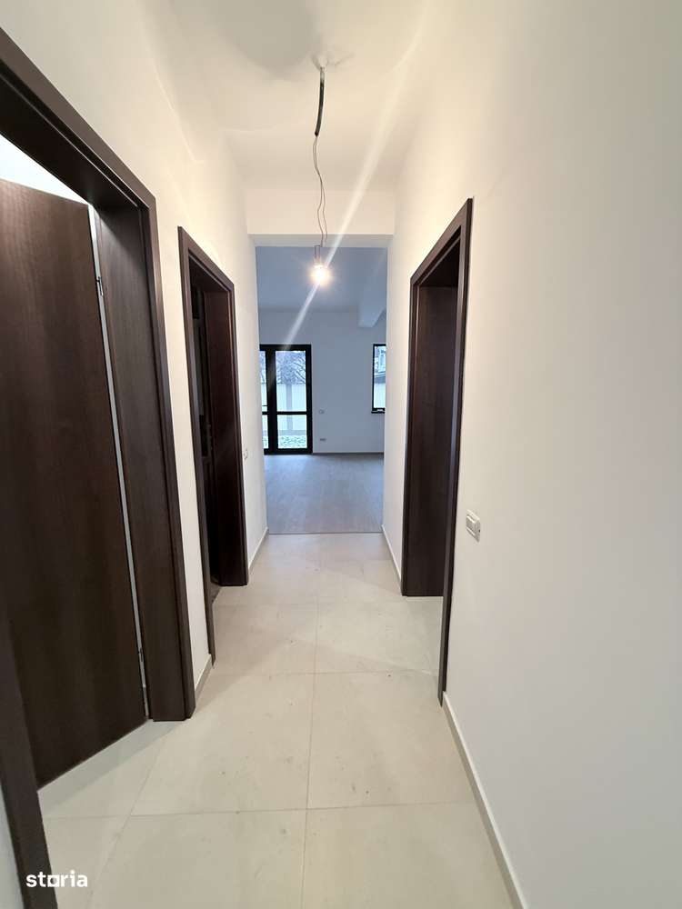 Casa individuala cu curte, 3 dormitoare - Maracineni-1