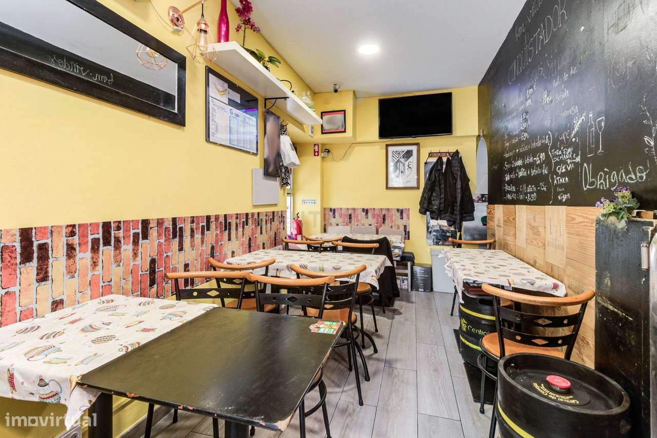 Loja no Centro de Campo de Ourique com rendimento - Grande imagem: 4/12