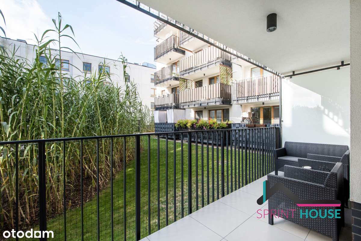 Pięknie urządzone 3 pokoje, balkon, garaż i boks-12