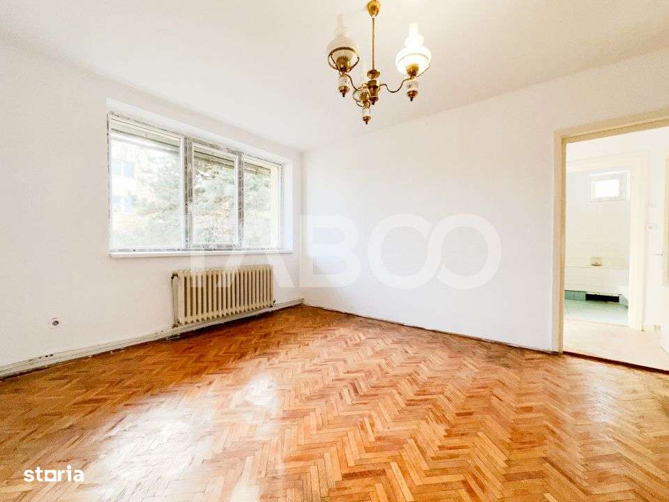 De vanzare apartament 2 camere cartierul Gruia langa Stadion - Imagine principală: 1/9