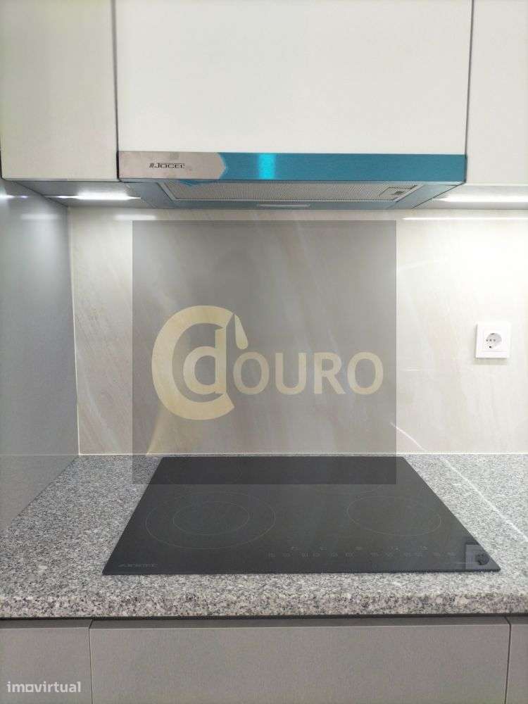 MORADIA T1 EM RIO TINTO-9