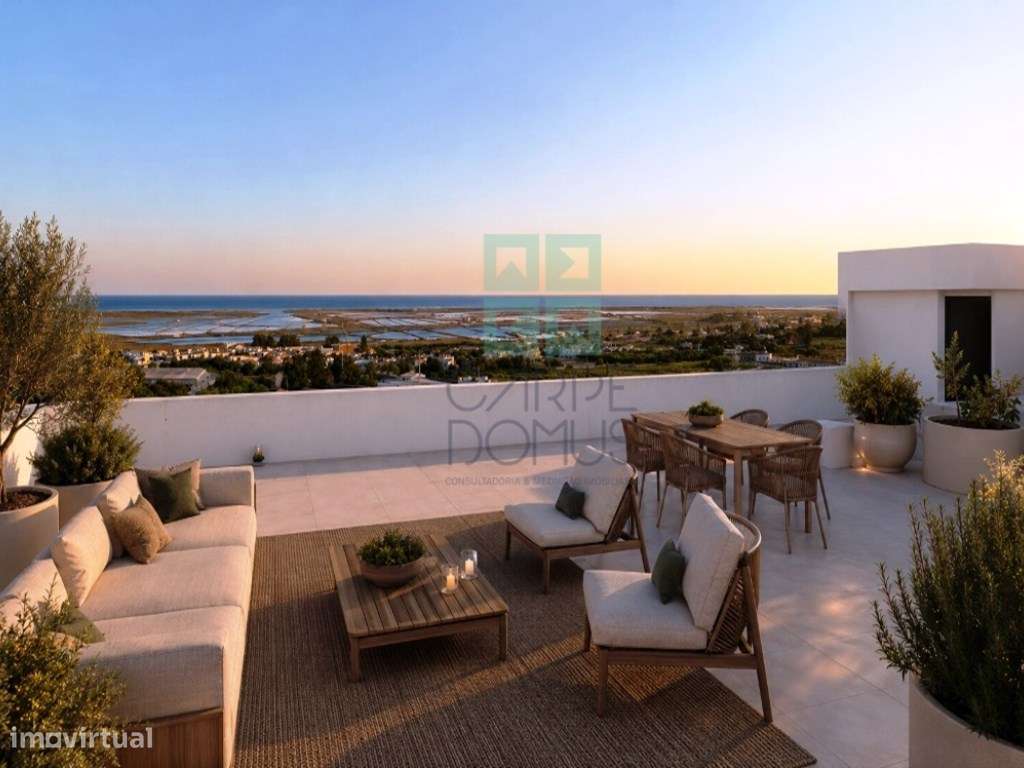 Lote com projeto aprovado, piscina e vistas de mar, centro de Tavir...-2