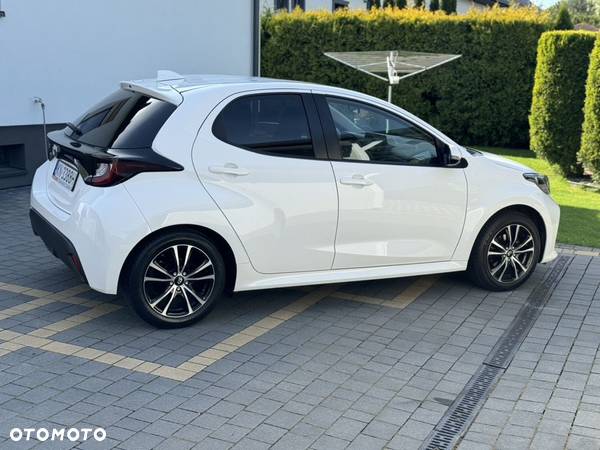 Toyota Yaris 1.5 VVT-i Comfort - 24