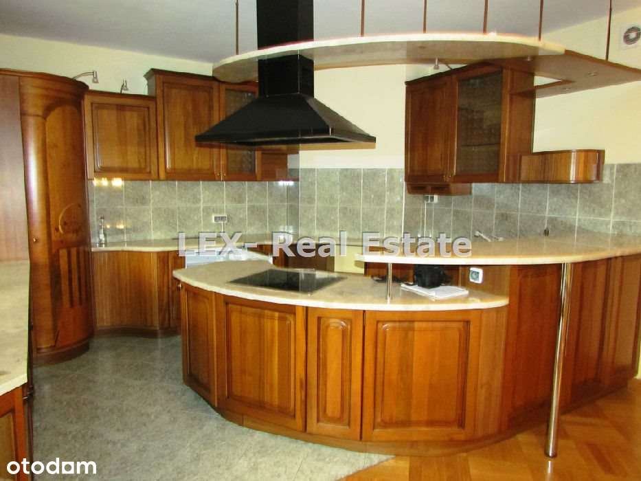 Dom w Michałowicach,3 niezależne mieszkania-4