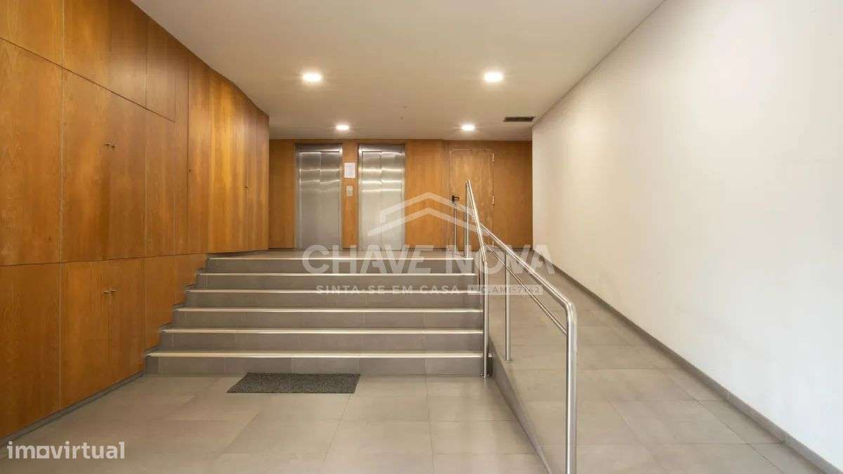 Apartamento T3 Praça das Flores - Bonfim - Porto-35