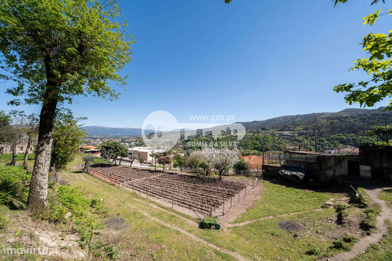 Ruína p/ restauro com 4.800m2 de terreno-20