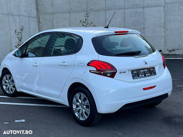 Peugeot 208 1.2 L PureTech Active - 3