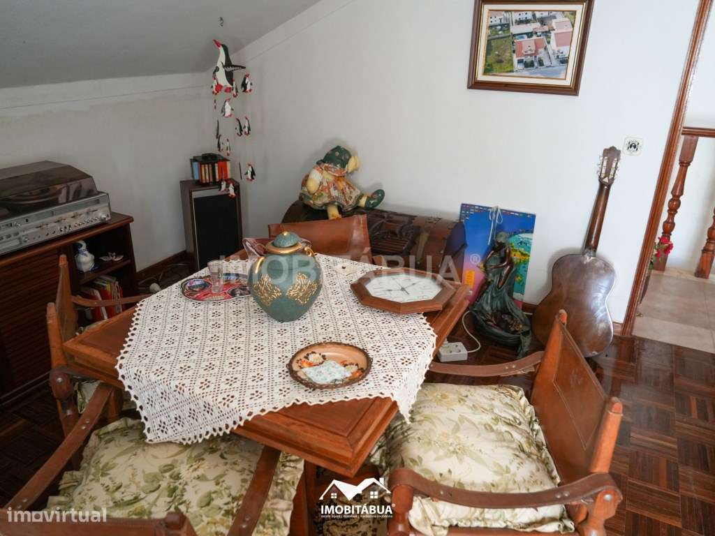 Moradia T5 com Piscina (Jacuzzi Integrado), Jardim e Churrasqueira-27