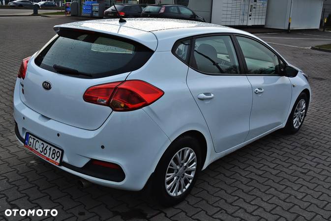 Kia Ceed Cee'd 1.4 L - 11