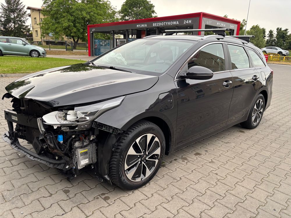 Kia Ceed III 1.6 GDI PHEV L DCT 2021