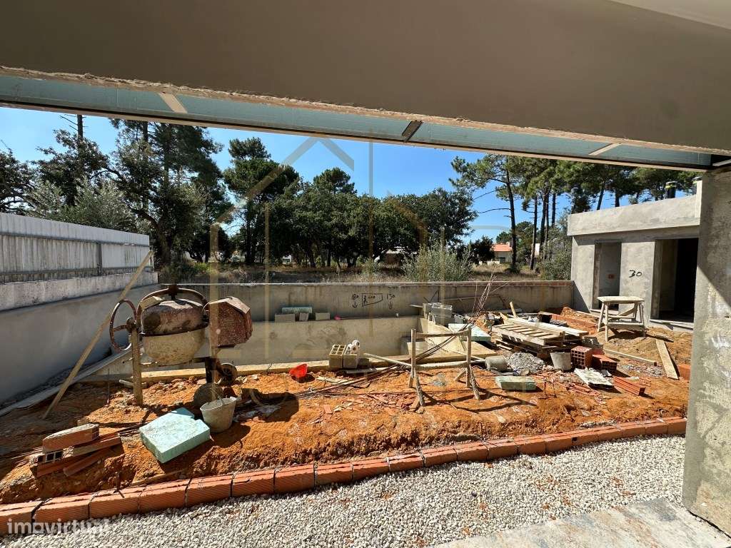 ESPLÊNDIDA! Moradia Isolada T3 com Garagem e Piscina. Azeitão - Grande imagem: 4/18