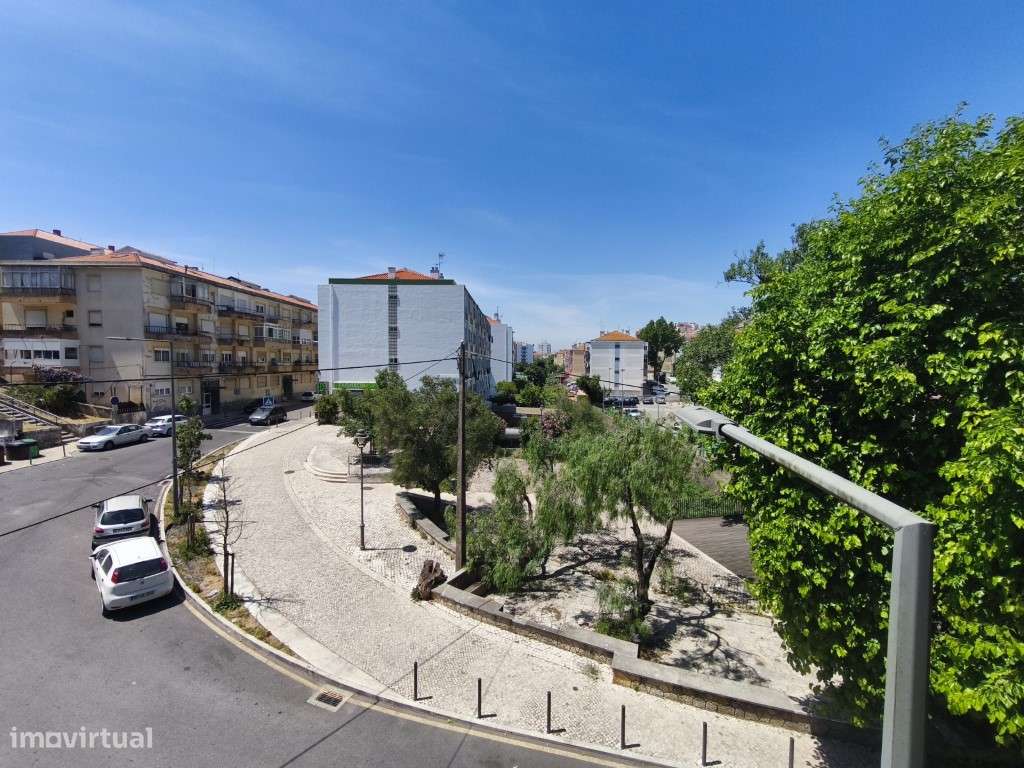 Apartamento T4 para venda com 101 m² de área bruta em Merçês Rio de...-21