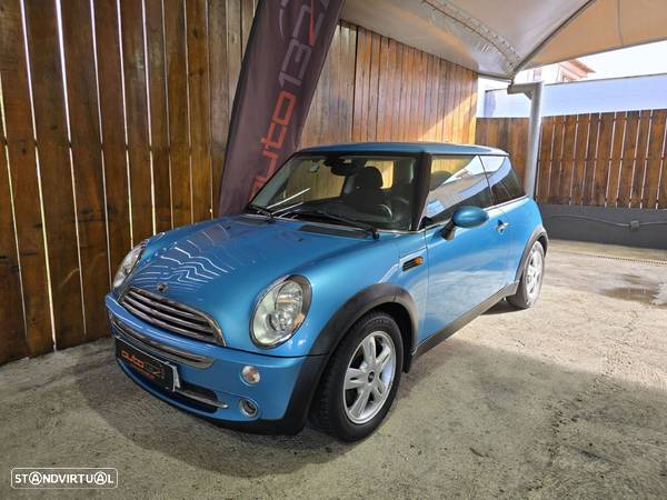 MINI Cooper Standard - 1