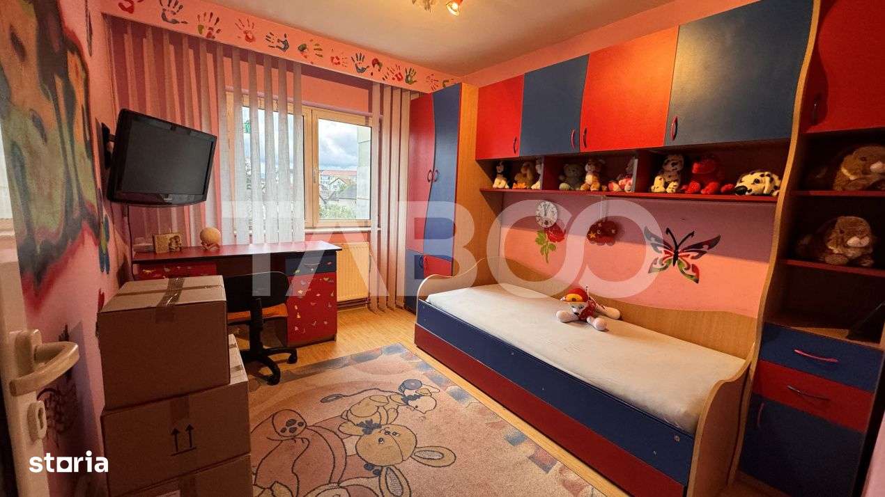 Apartament spatios cu 4 camere mobilat utilat 80mpu Turnisor Sibiu - Imagine principală: 4/13