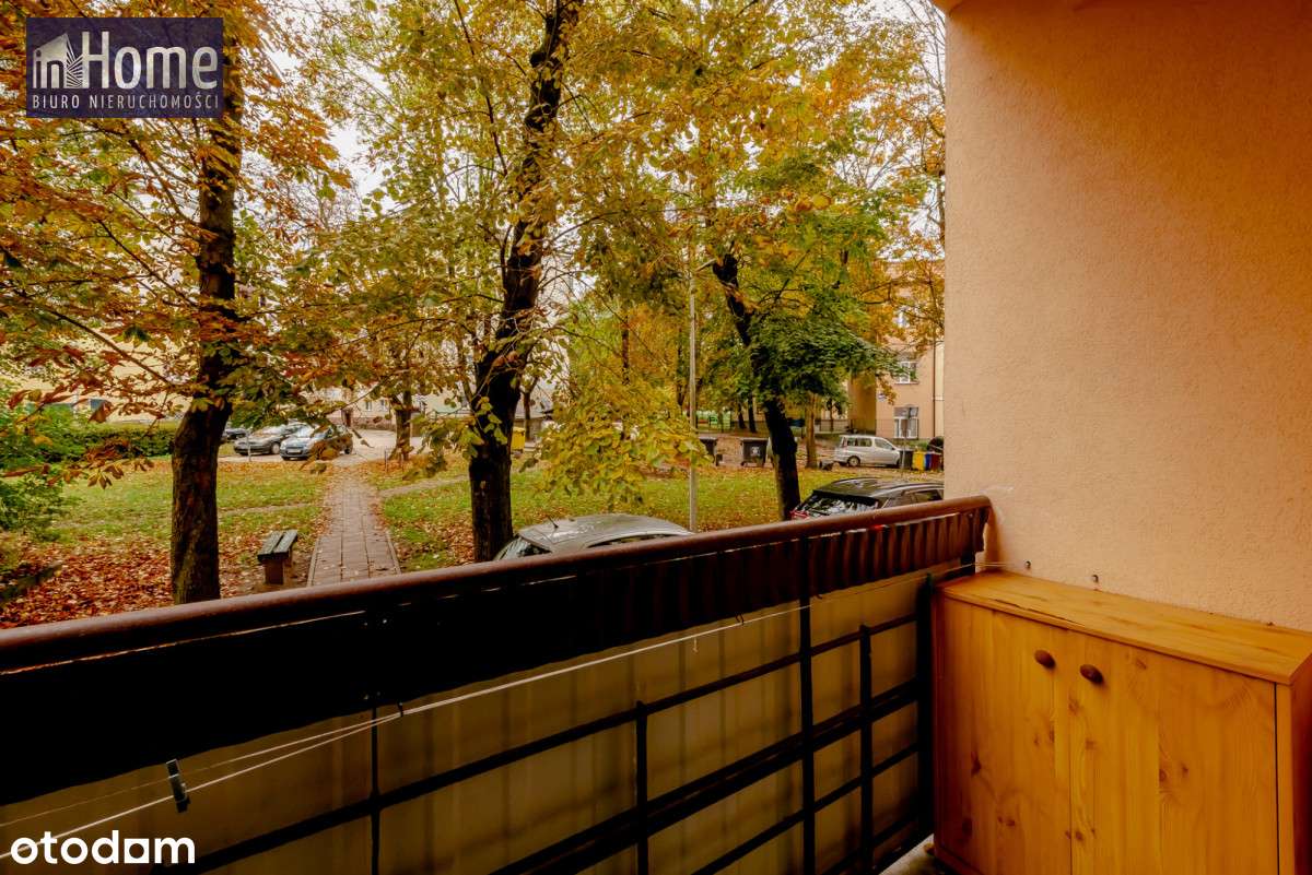 Piłsudskiego* po remoncie* 3 pokoje* balkon*parter-17