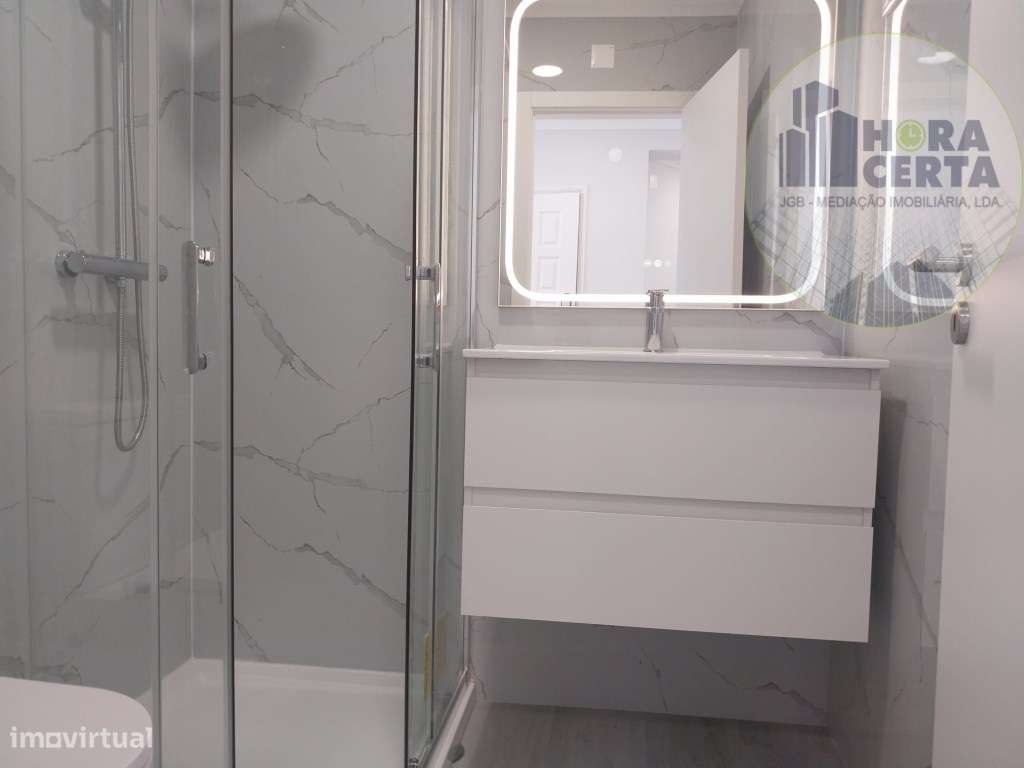 Apartamento T4 em Amora!-12