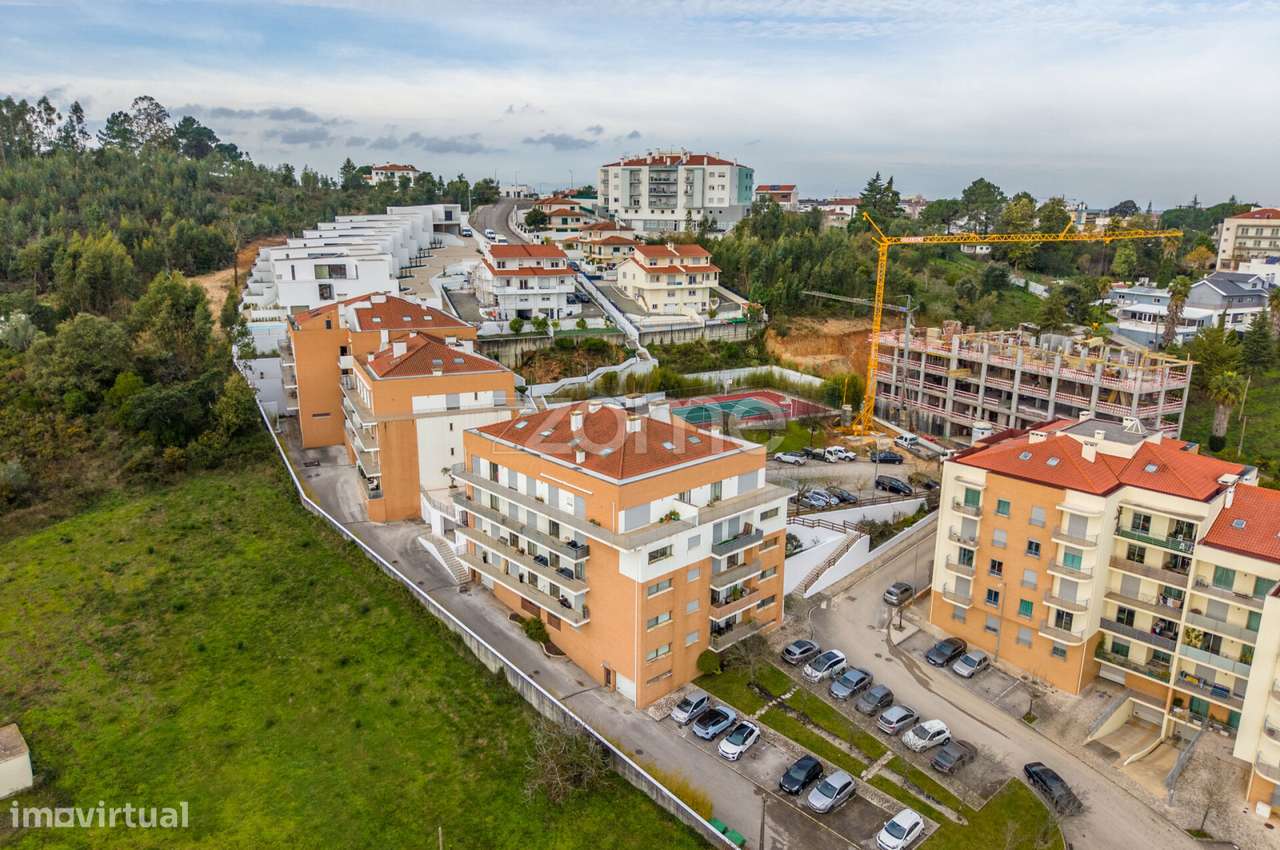 Apartamento T2 no Edifício Eden - Leiria-43