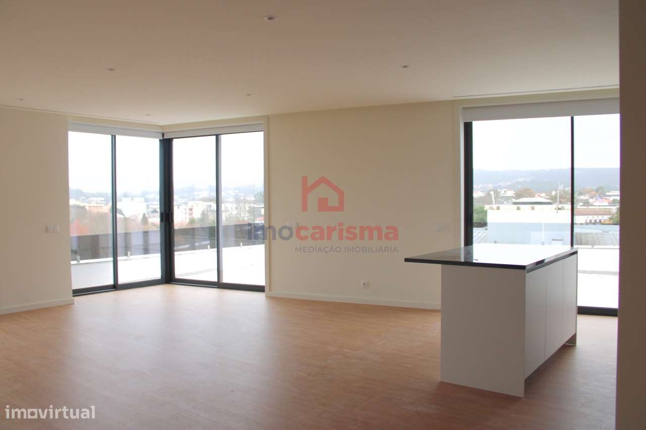 Apartamento T3 Novo, No Último Piso, Centro de Paços de Ferreira - Grande imagem: 5/46