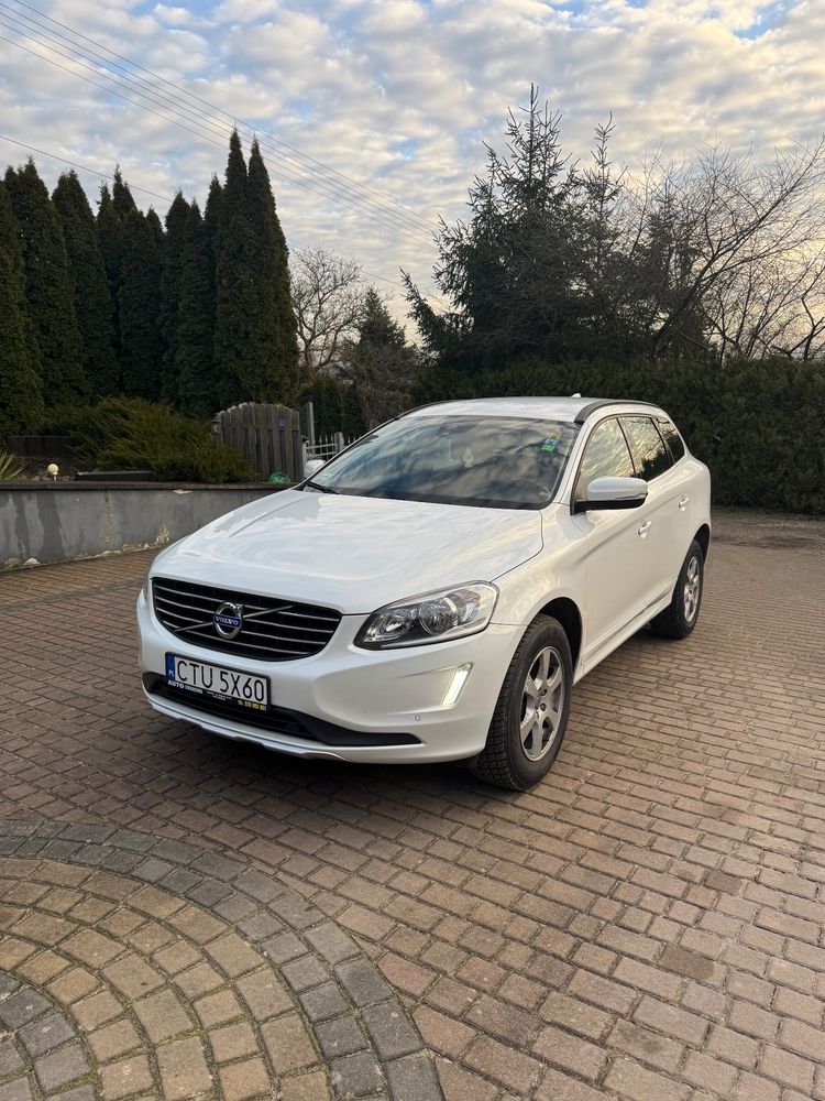 Volvo XC60 I D3 Momentum 2013
