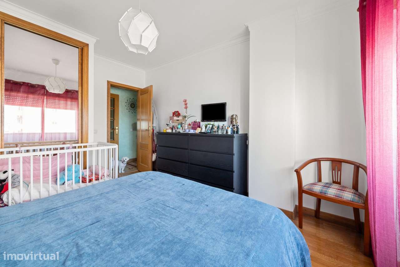 Apartamento T2 em Corroios | Conforto, Acessos e Qualidade de Vida-11