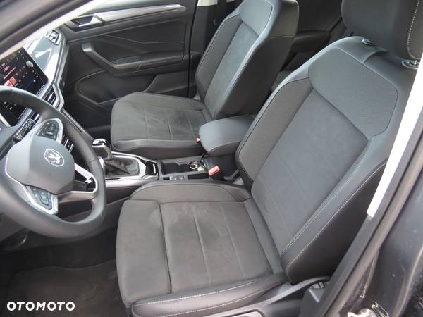 Volkswagen T-Roc 1.5 TSI Style DSG - 9