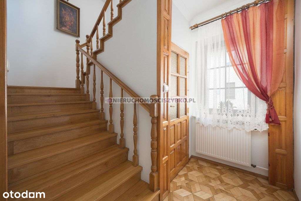 Duży Rodzinny dom na Włochach.-7