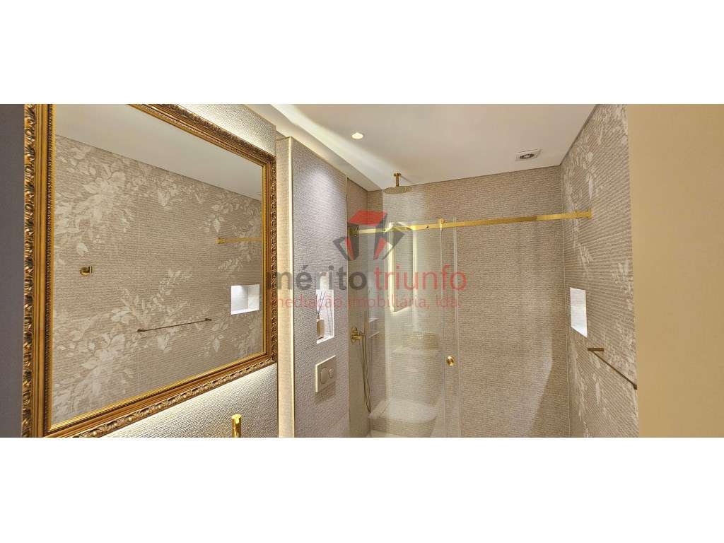 *Oferta de Escritura e Registo - Apartamento T4 de LUXO junto à Pra...-13