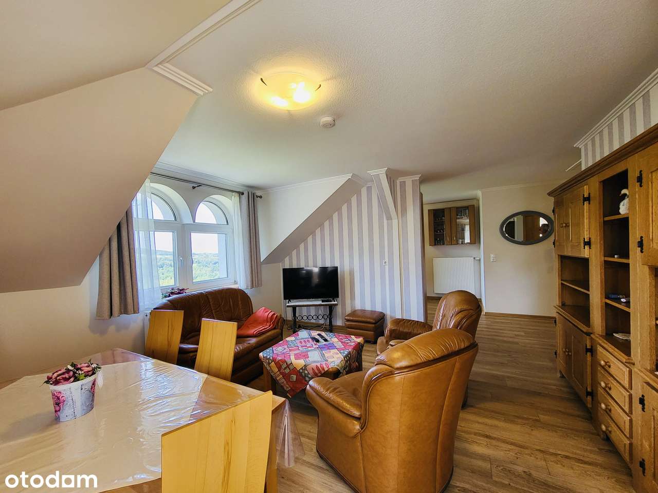 Willa z kamiennym widokowym tarasem pod lasem i blisko rzeki BRENNA-8