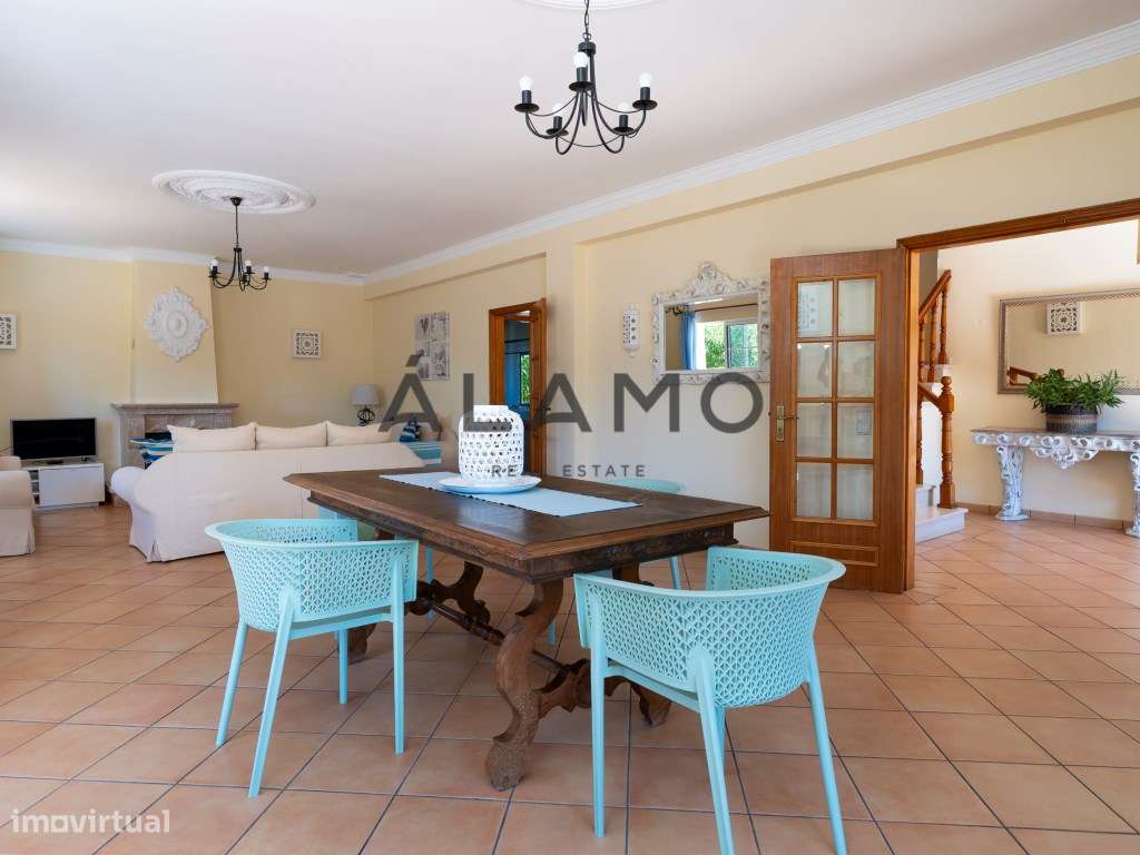 Charmosa Moradia Tradicional em Vale Formoso-10