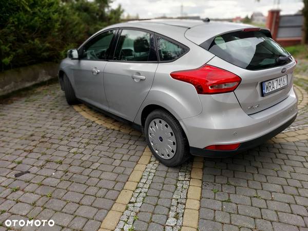 Ford Focus 1.5 TDCi ECOnetic 88g Start-Stopp-System Business - 13