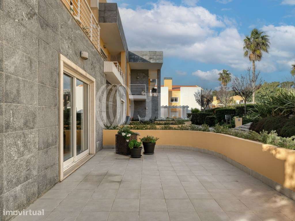Apartamento T3 condomínio em Birre Cascais-36