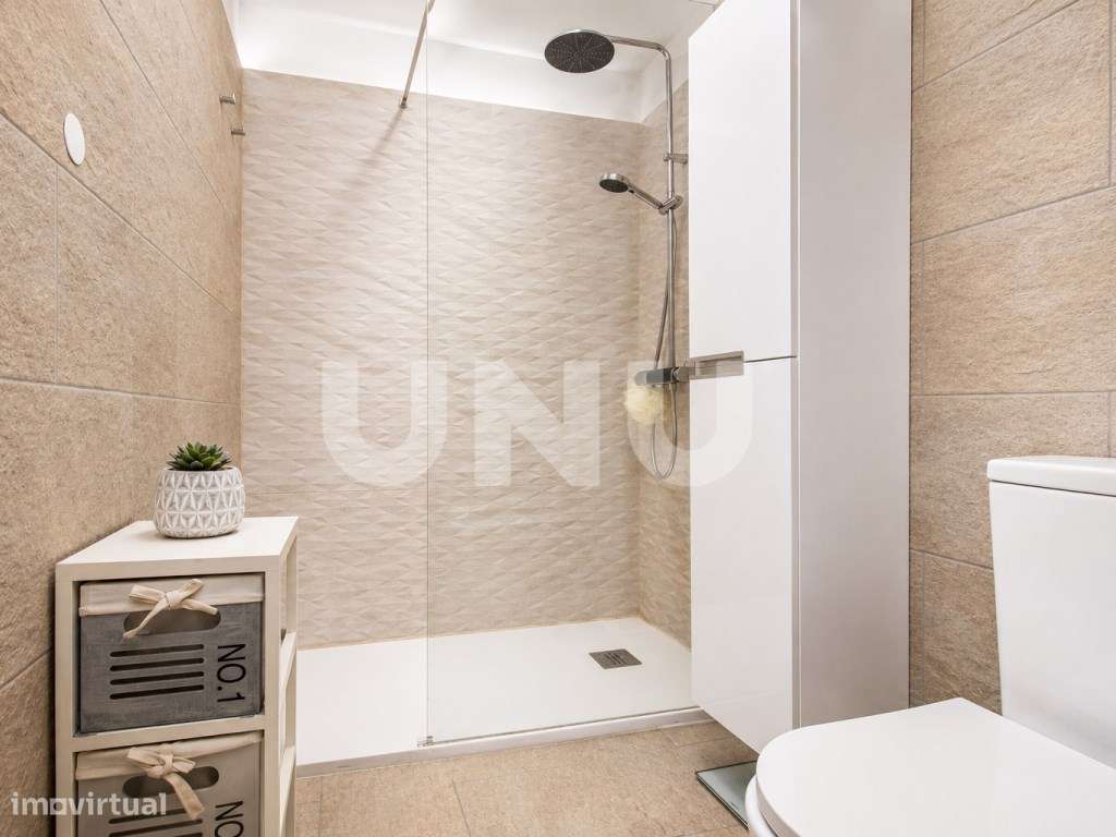 Apartamento T2 em Santo António dos Cavaleiros!-14