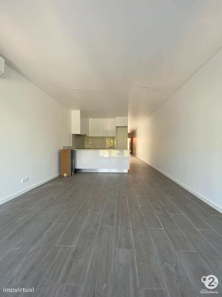 Moradia V2 em Catéfica - Torres Vedras - Grande imagem: 4/17