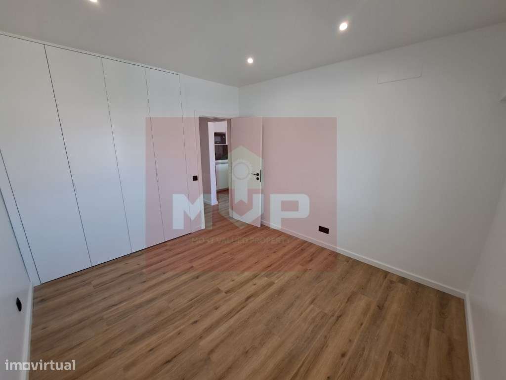 T1 renovado Quarteira Vista Serra - Grande imagem: 4/14