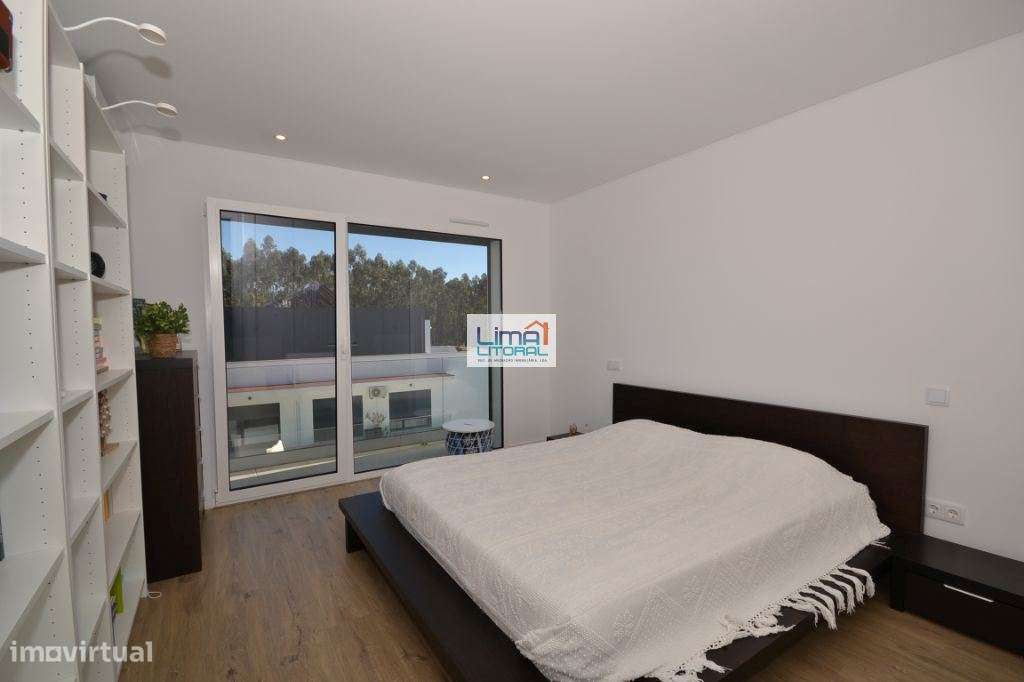 Moderno apartamento T3 - condomínio fechado com piscina-16