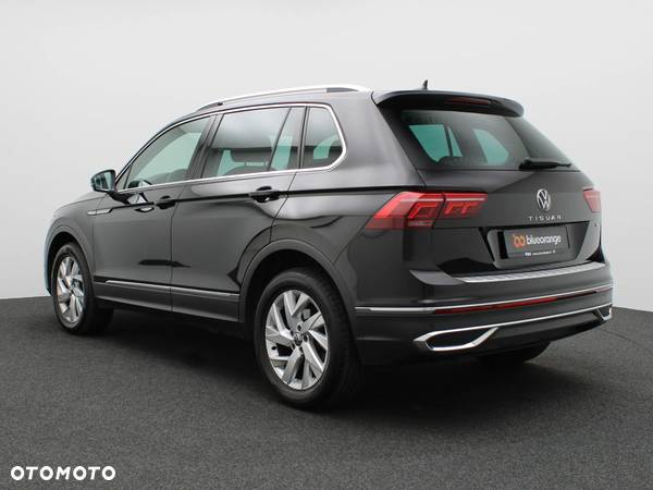 Volkswagen Tiguan 2.0 TDI SCR 4MOTION DSG Elegance - 8