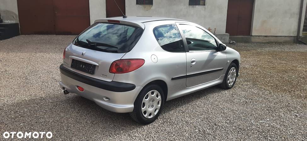 Peugeot 206 - 9