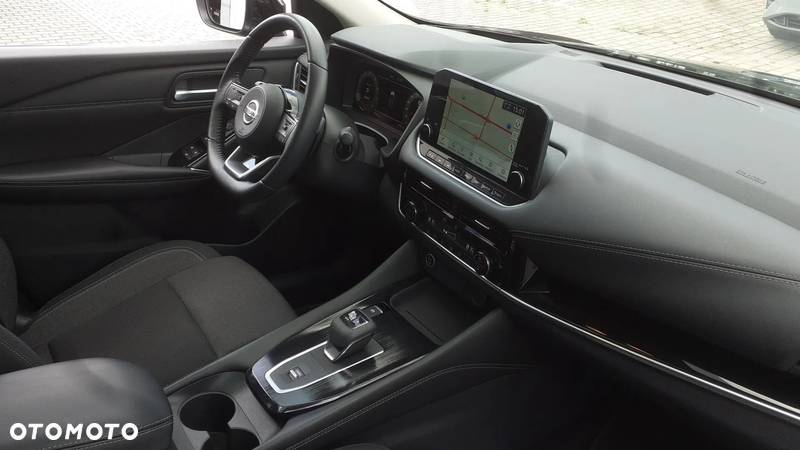 Nissan Qashqai 1.3 DIG-T mHEV Premiere Edition Xtronic - 12