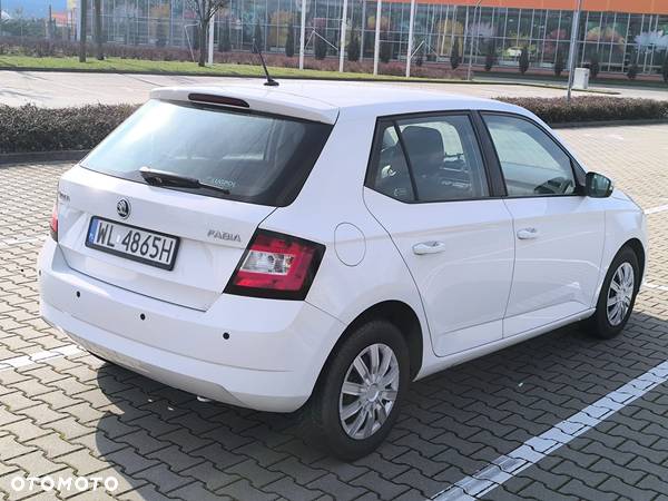 Skoda Fabia 1.2 TSI Active - 3