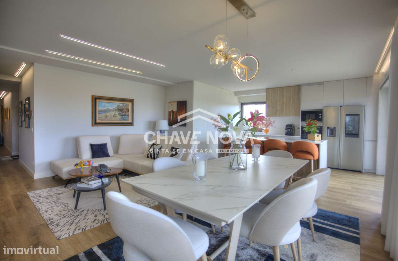 Apartamento de Luxo T3 com Vista Mar Exclusividade e Conforto - Grande imagem: 5/52