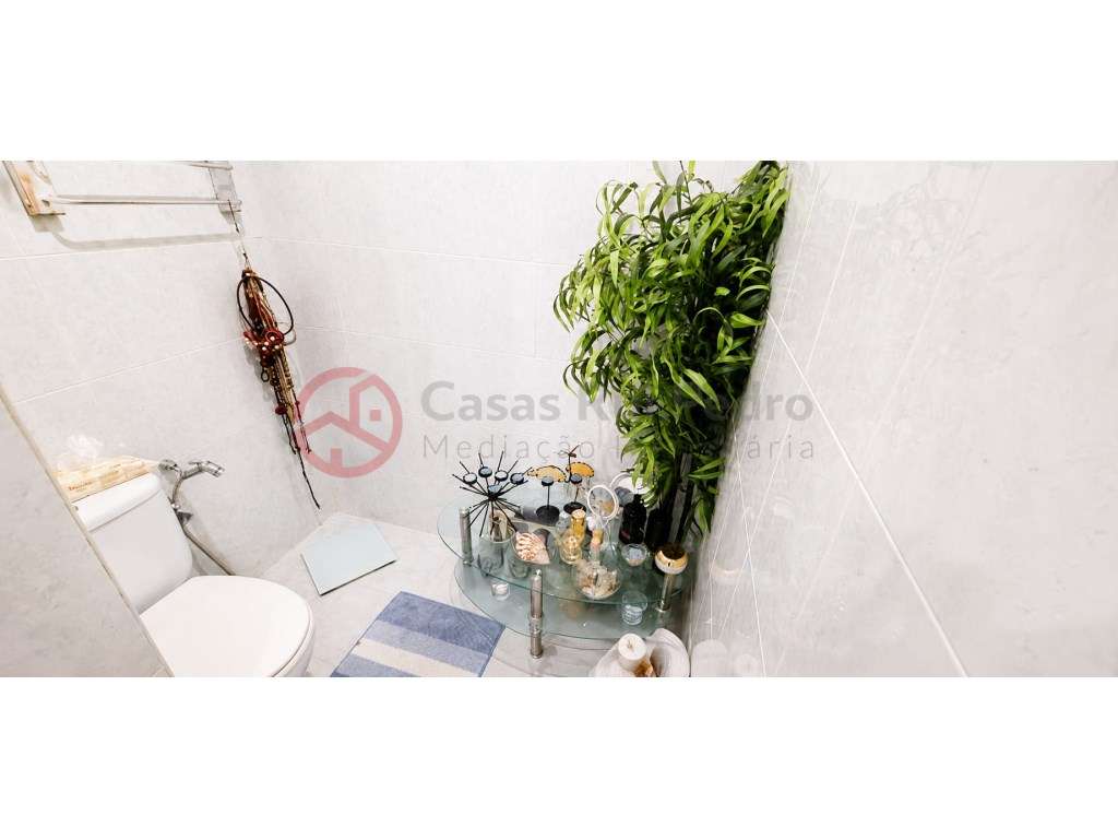 Apartamento T2 Remodelado em 2015 com Excelentes Áreas e Localizaçã...-30