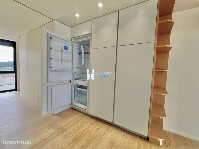 MORADIA INDIVIDUAL DE LUXO T3, DUAS SUITES, NOVA, CONCLUIDA,NA TROFA-4