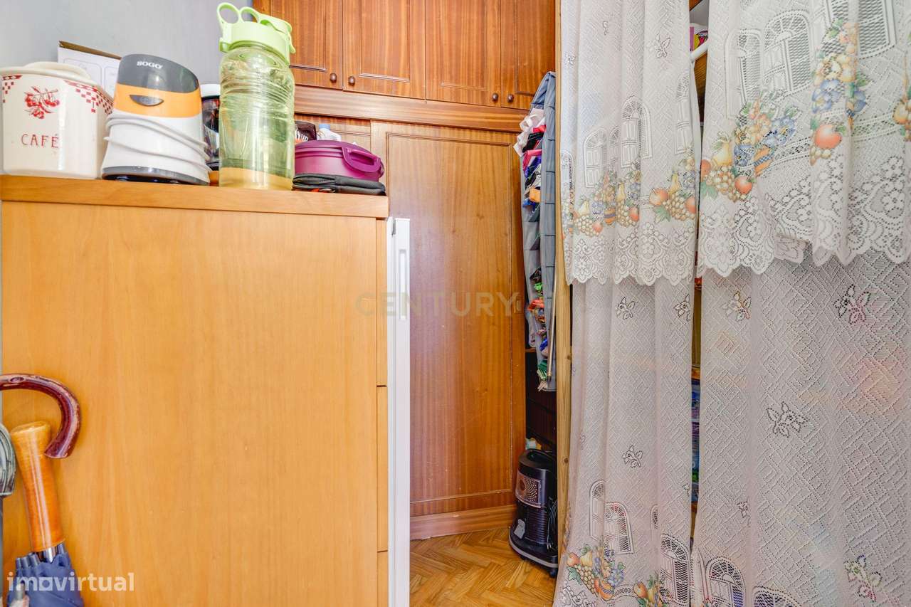 Apartamento de Charme com Jardim Privativo e Capela | Alcântara, Lisbo-15